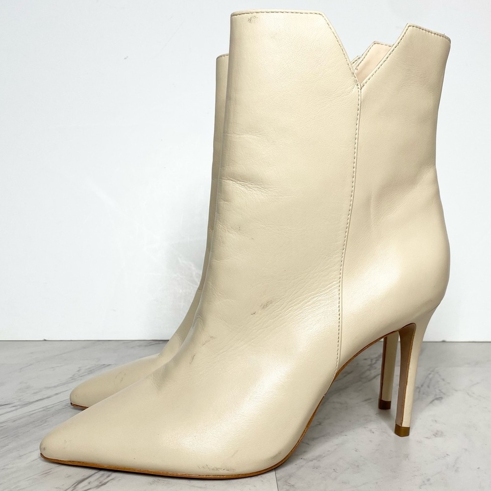 Schutz Betsey Eggshell Leather Pointy Toe Heeled Bootie 8 1/2 B